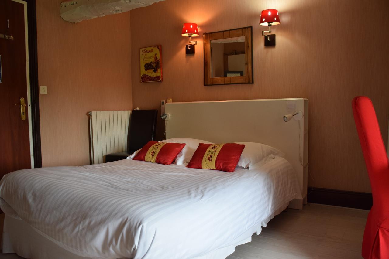 Logis Domaine Du Prieure Hotel Tonnay-Boutonne Exterior photo